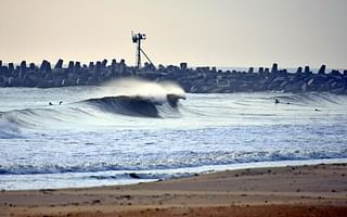 What are some examples of surfer slang words or phrases used on the Jersey Shore?